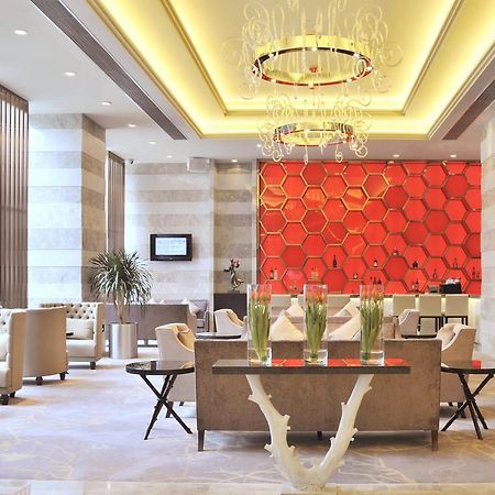 Royal Suites & Towers Ухан Екстериор снимка