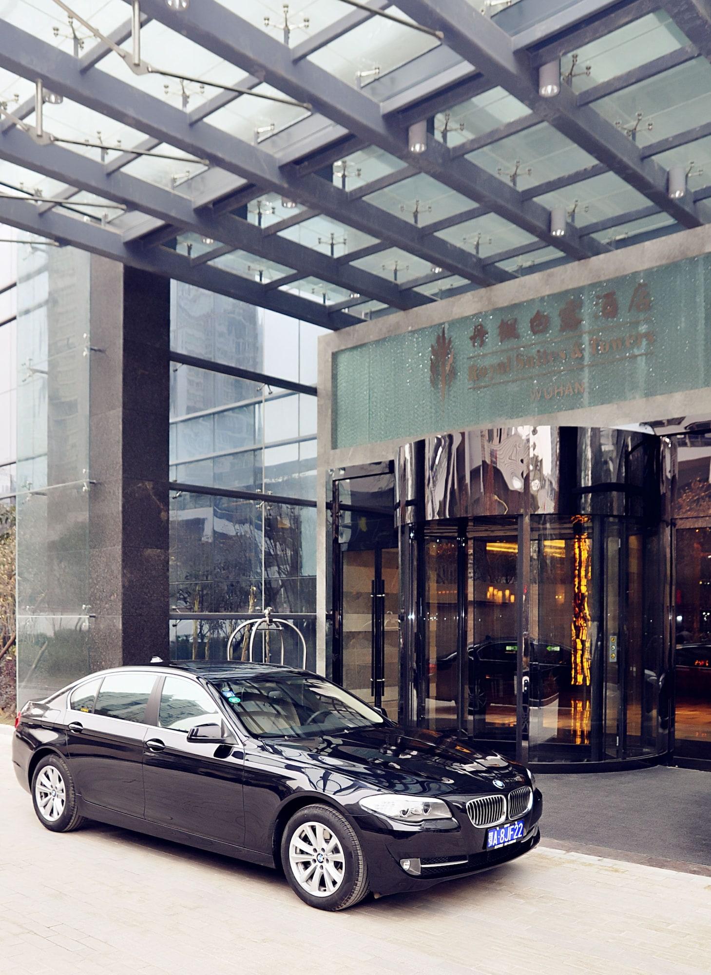 Royal Suites & Towers Ухан Екстериор снимка