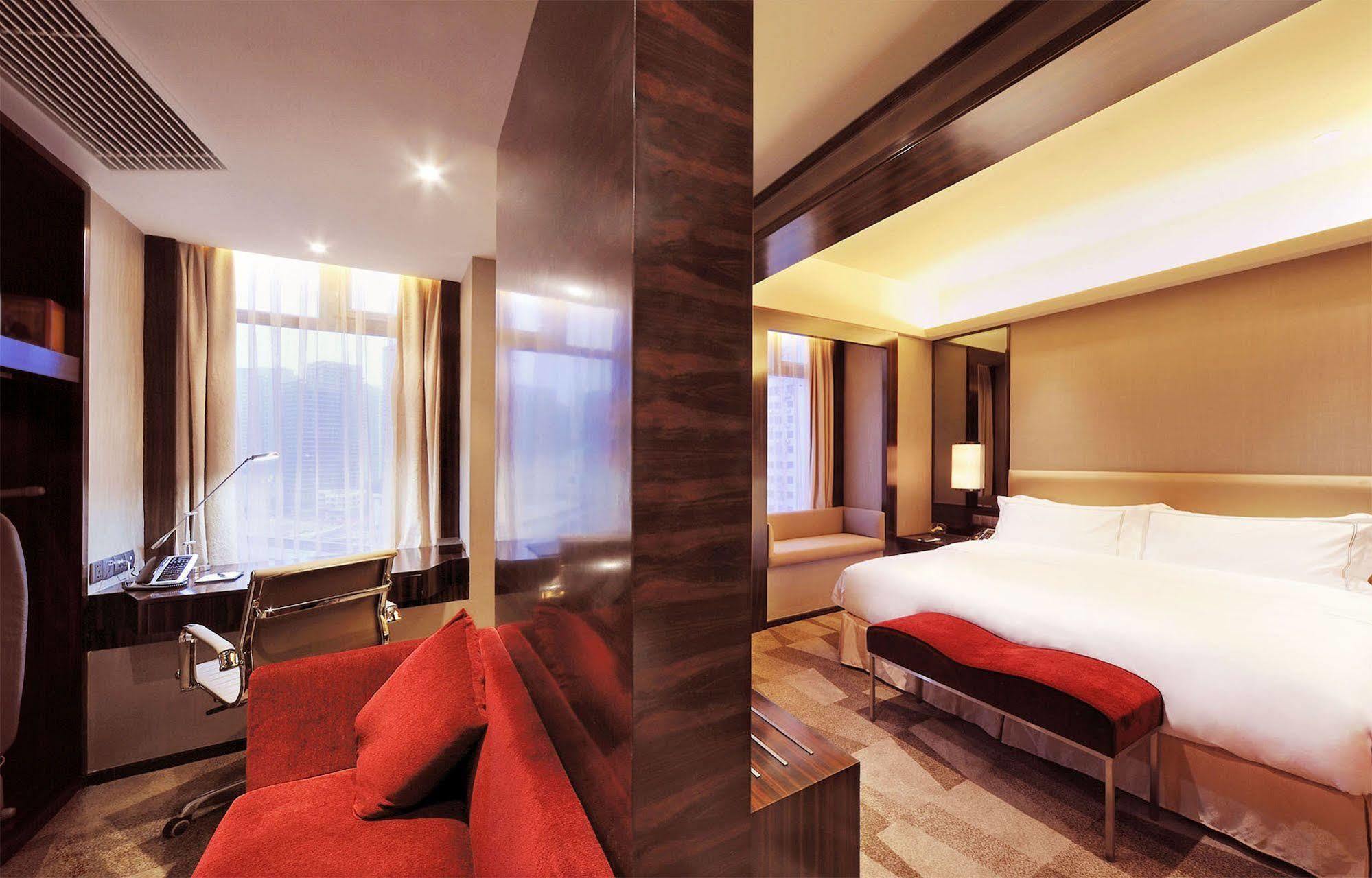 Royal Suites & Towers Ухан Екстериор снимка
